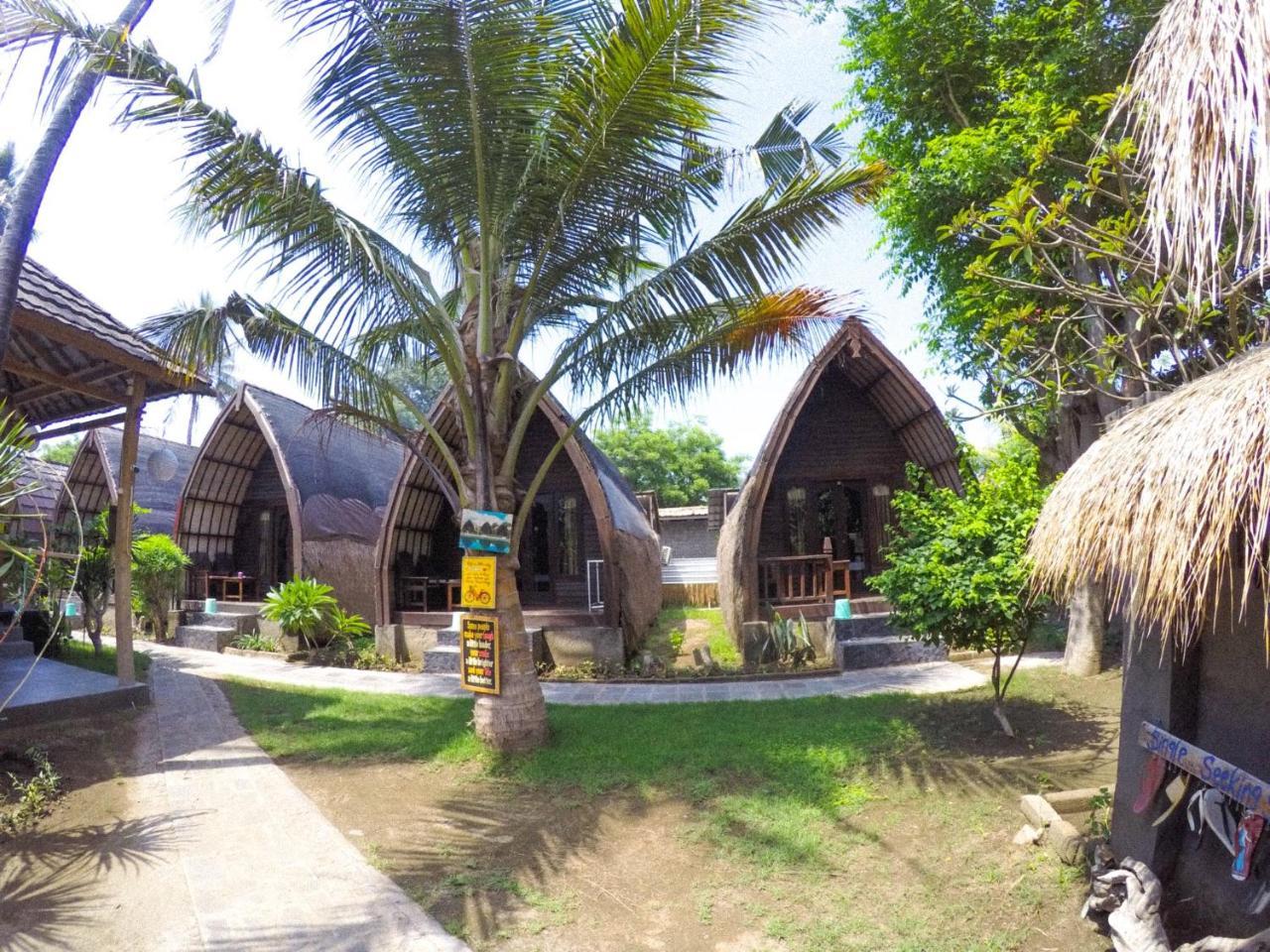 Amora Villa Гили Траванган Экстерьер фото